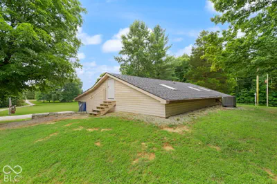 2750 Kings Drive NE, Palmyra - 33