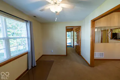 554 Cresthaven Drive, Indianapolis - 26