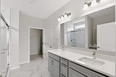 561 Harstad Boulevard, Westfield - 44
