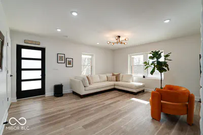 7980-7984 Royal Avenue, Zionsville - 9