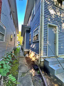 4221 Guilford Avenue, Indianapolis - 29
