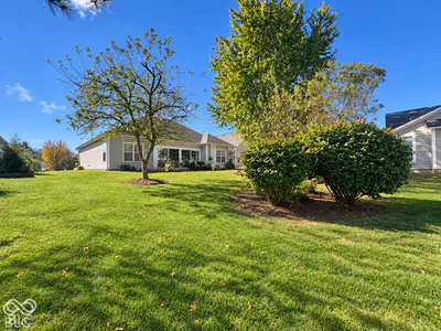 4352 W Summerhaven Drive, New Palestine - 32
