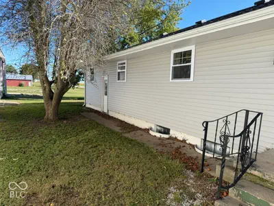 8499 State Road 71, Dana - 14