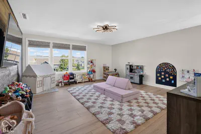 806 Racetime Road, Westfield - 28
