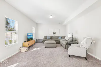 8591 Hollyhock Grove, Avon - 7