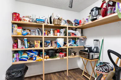 604 Center Drive, Frankfort - 13