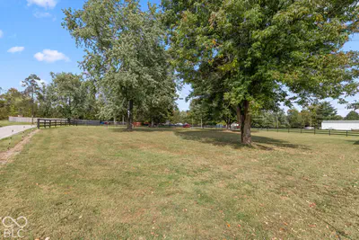 7165 Base Road, North Vernon - 2