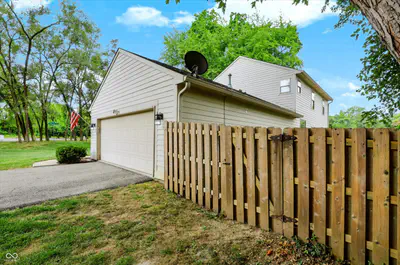 3608 Kessler Boulevard East Drive, Indianapolis - 47