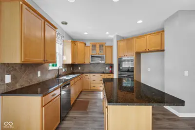 5248 Nicodemus Drive, Plainfield - 11