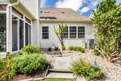 15215 Declaration Drive, Westfield - 39