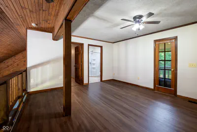 6546 County Road 1300, Seymour - 39