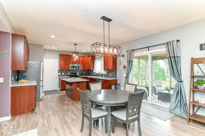 12085 Biddle Dr, Fishers - 16