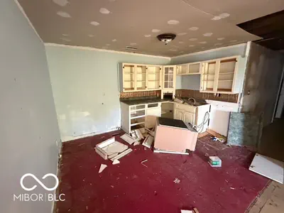 809 6th Street, Bedford - 10