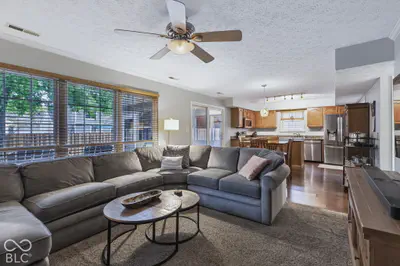 11533 Jamestown West Drive, Fishers - 16