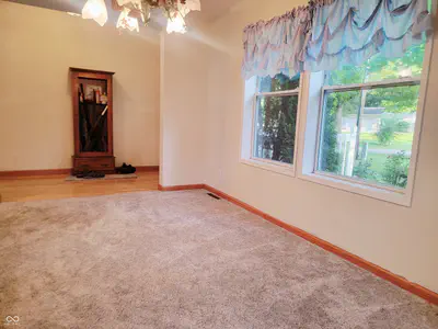 592 Paradise Drive, Rochester - 17