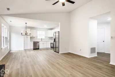 18061 Sanibel Circle, Westfield - 4