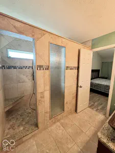 5884 Hollow Oak Trail, Carmel - 22