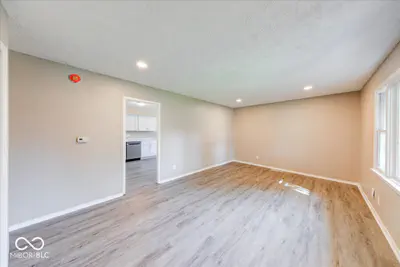 3226 Auburn Road, Indianapolis - 4