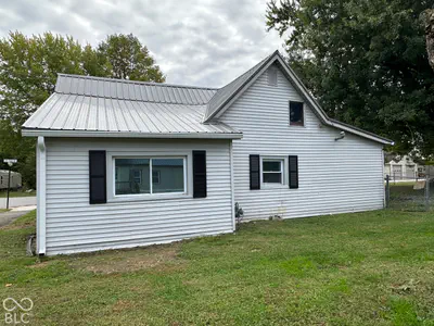 208 N East, Roachdale - 8
