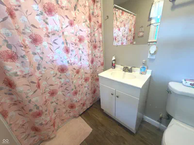 8912 Robey Drive, Indianapolis - 8