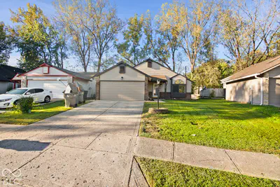 5807 Timber Lake Way, Indianapolis - 2