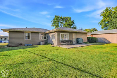 385 S Brooks Street, Columbus - 27