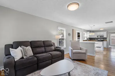 1067 Arlington Court, Carmel - 25
