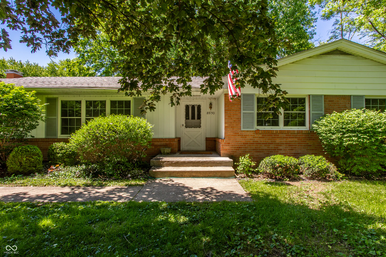 8530 Washington Boulevard, Indianapolis