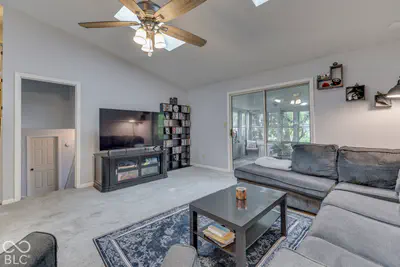 5930 Timber Lake Way, Indianapolis - 9