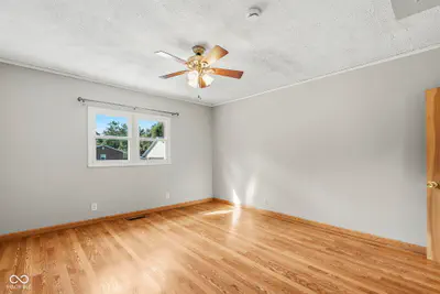9779 N County Road 200 E, Brazil - 34