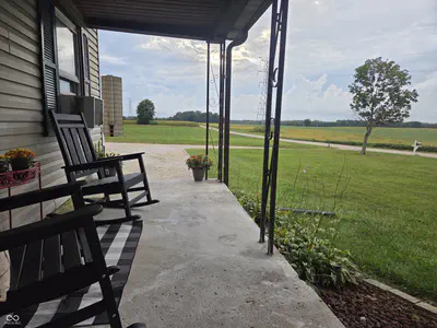 10025 County Road 450 Road, Shirley - 3