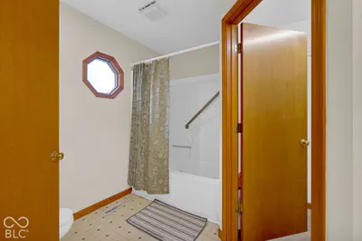2470 Fairfax Court, Columbus - 17