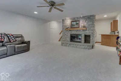 9056 Woodacre Blvd South Drive S, Indianapolis - 51