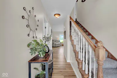 8816 Rainier Road, Seymour