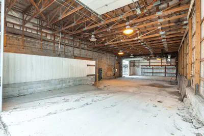 107 S Main Street, Summitville - 49