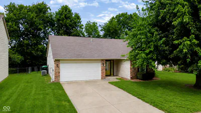4846 Oakleigh Parkway, Greenwood - 2