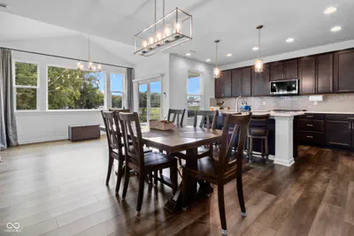 13746 N Clara Court, Camby - 18