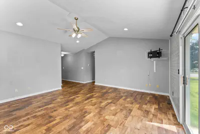 802 Allendale Drive, Seymour - 4