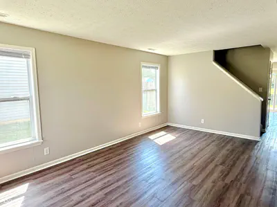 1611 Ashley Drive, Lebanon - 14
