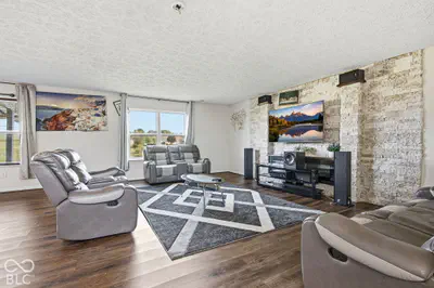 1881 Wynnewood Lane, Avon - 12