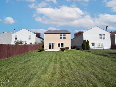 8723 Hosta Way, Camby - 25