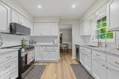 18 Sherry Court, Carmel - 7
