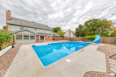 7044 Oakbay Drive, Noblesville - 46