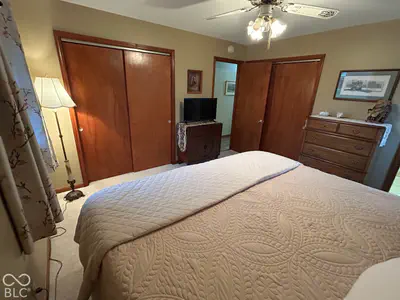 960 Broadway North Drive, Plainfield - 32