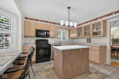 1990 Oldfields Circle North Drive, Indianapolis - 7