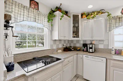 9510 235th Street, Cicero - 15