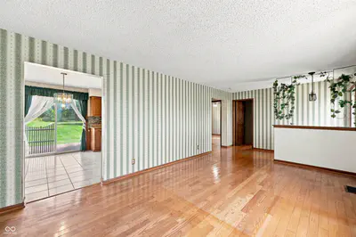 6730 Michigan Road, Fairland - 3