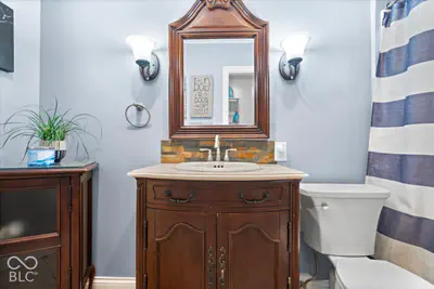 6802 Hillcrest Court, Indianapolis - 25