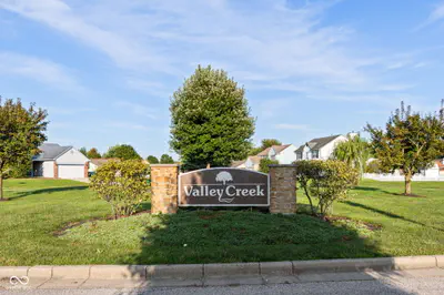 11836 Valley Creek North Drive, Indianapolis - 41