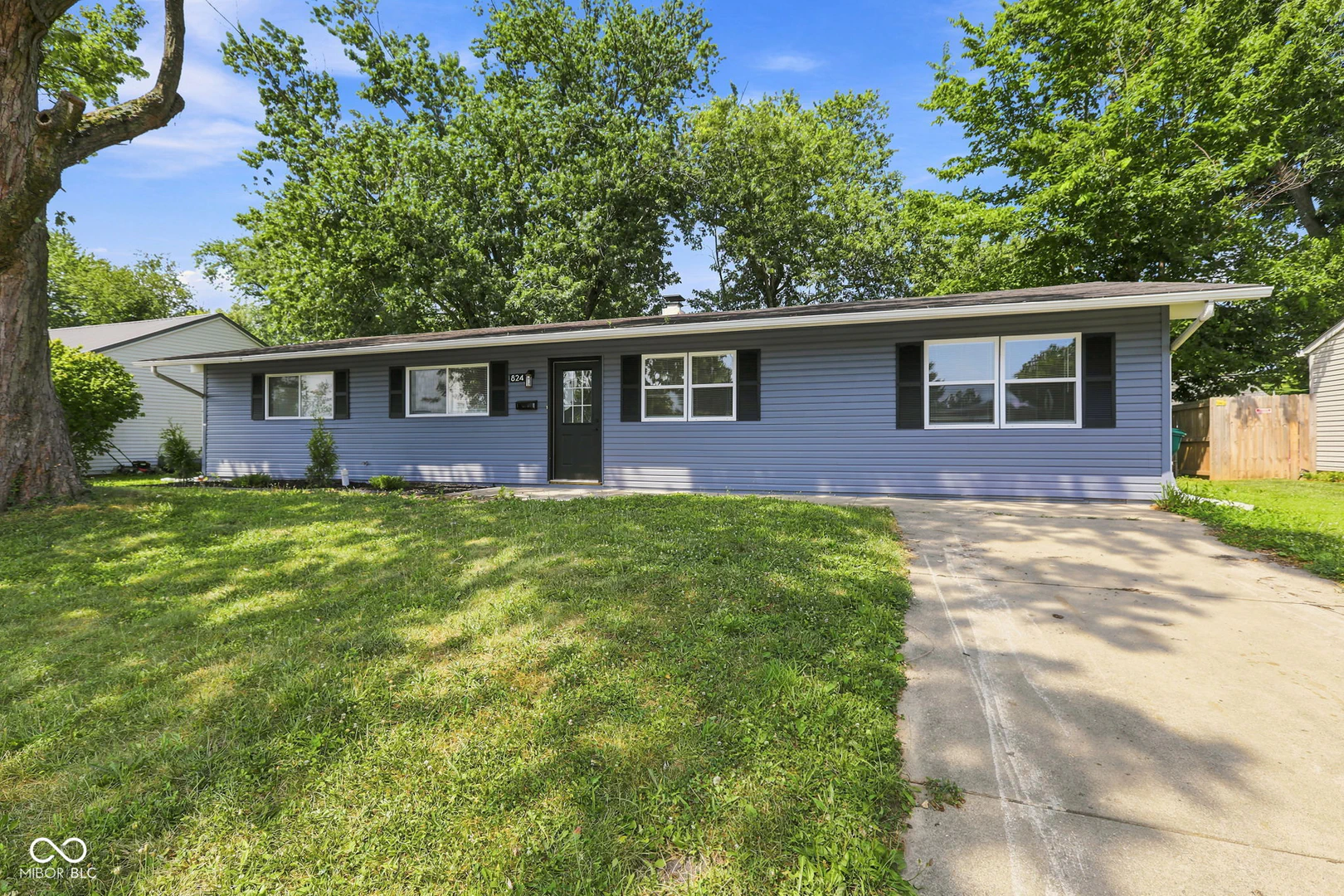 824 Longfellow Lane, Plainfield